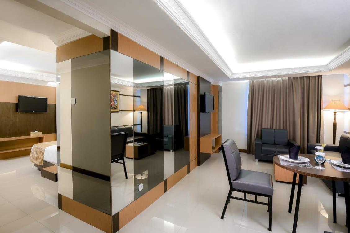 D'Senopati Malioboro Grand Hotel Jogyakarta Zewnętrze zdjęcie