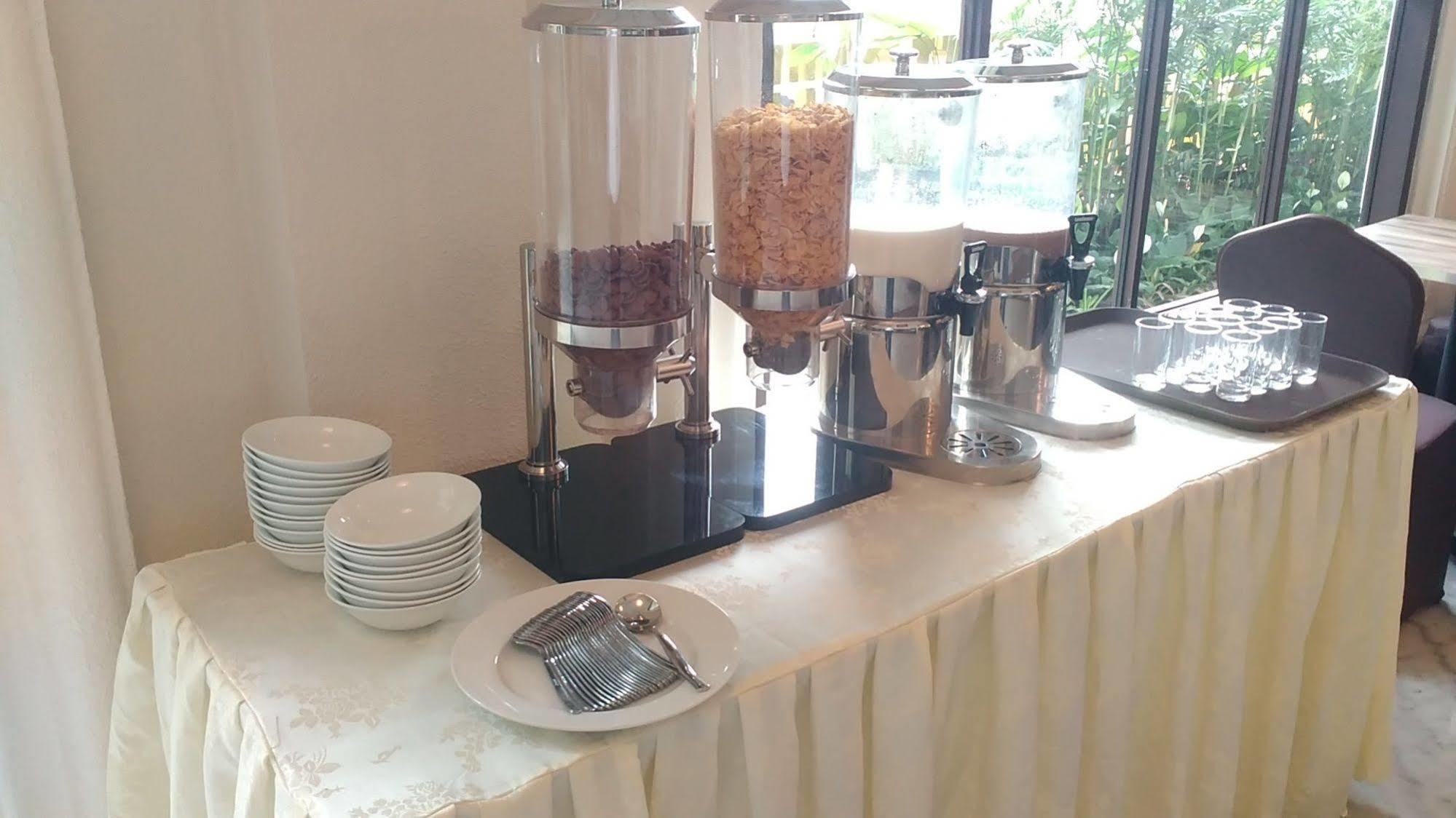 D'Senopati Malioboro Grand Hotel Jogyakarta Zewnętrze zdjęcie